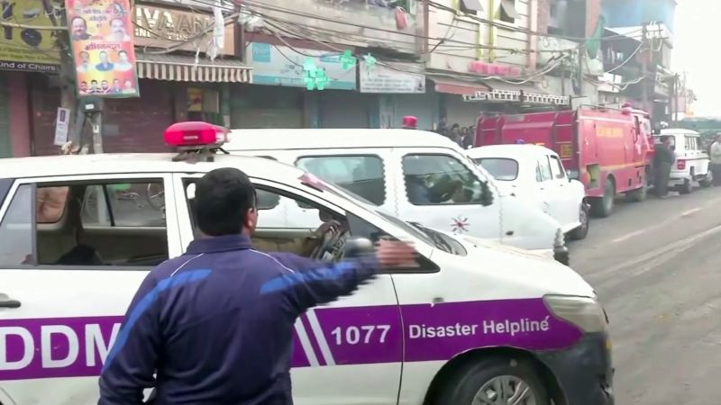 Indické Dillí zachvátil požár, nejméně čtyřicet mrtvých